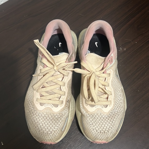 Nike ZoomX Invincible 7.5 - Picture 2 of 4